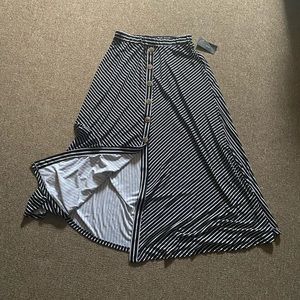 Black and White maxi skirt, size MP